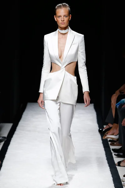 Look 6